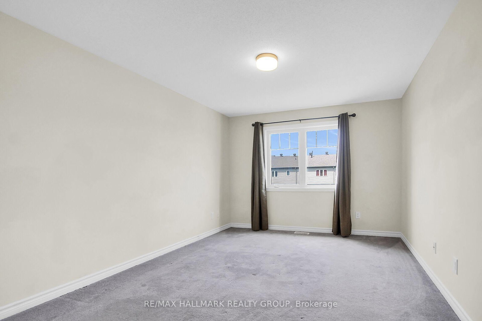 207 Willow Aster Circle • Ottawa, ON photo 28