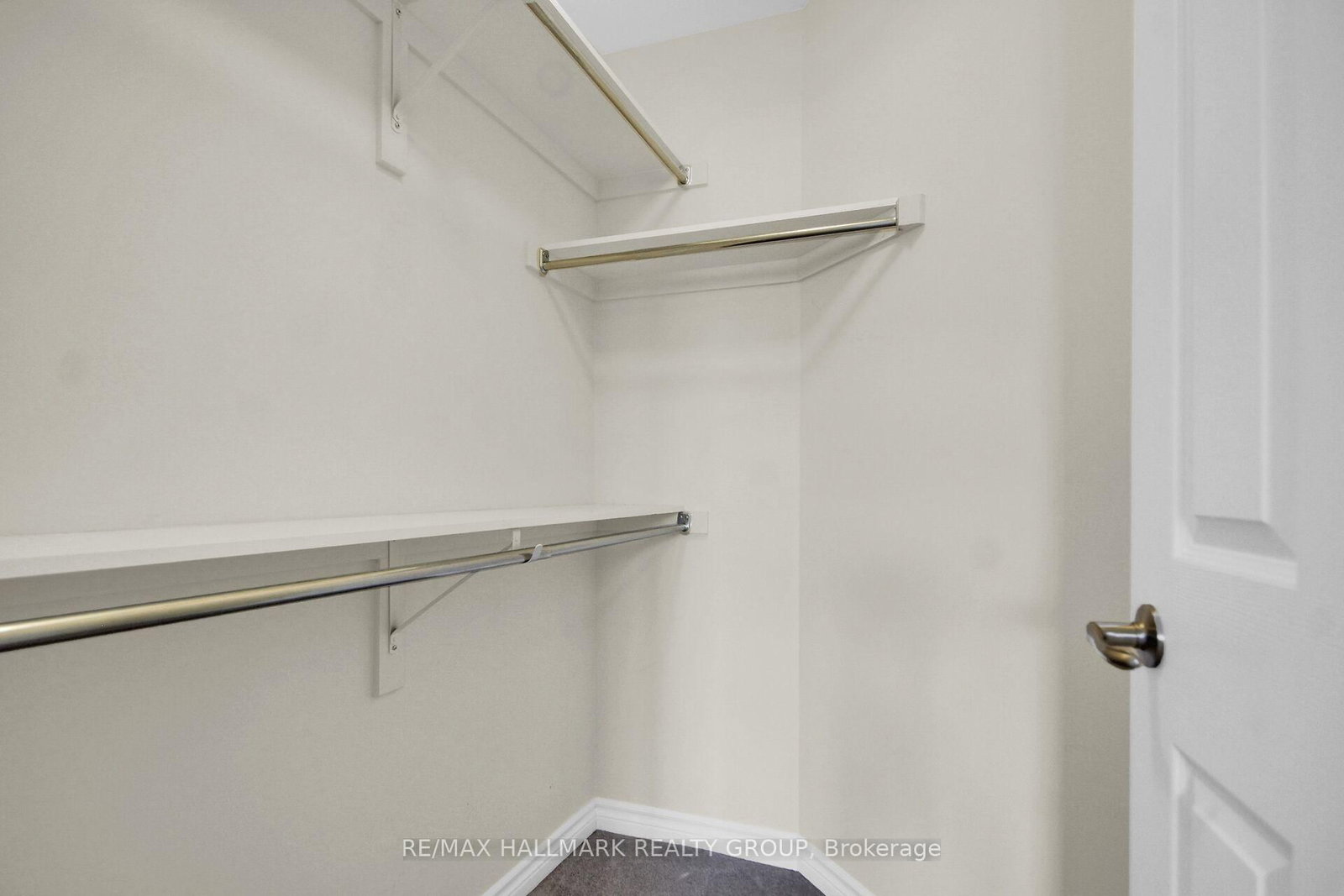 207 Willow Aster Circle • Ottawa, ON photo 33