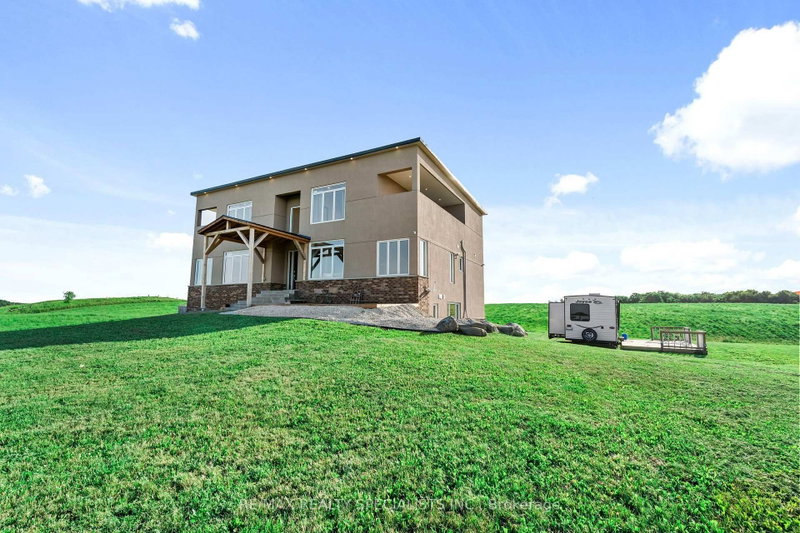 676378 Centre Road