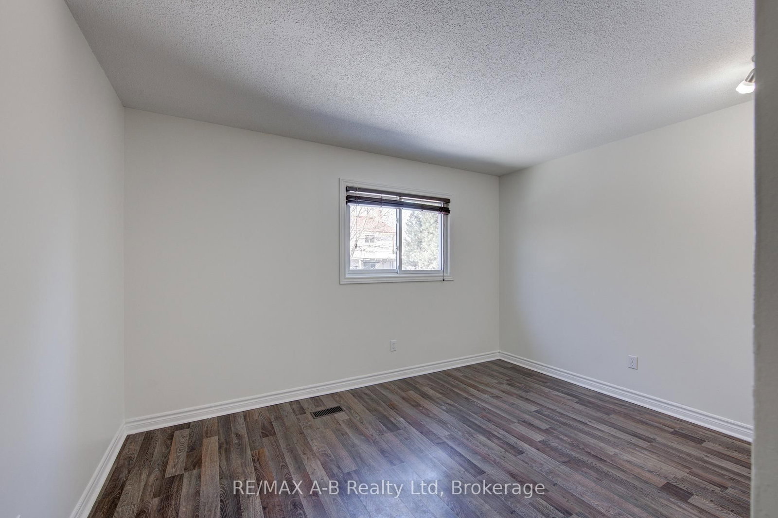 29 Dunsford Crescent • St. Marys, ON photo 13