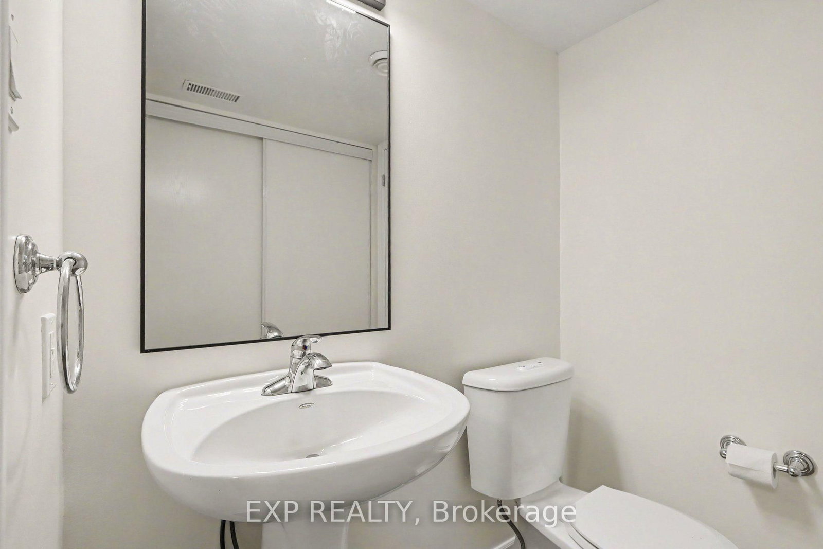 1149 Longfields Drive • #B • Ottawa, ON photo 21