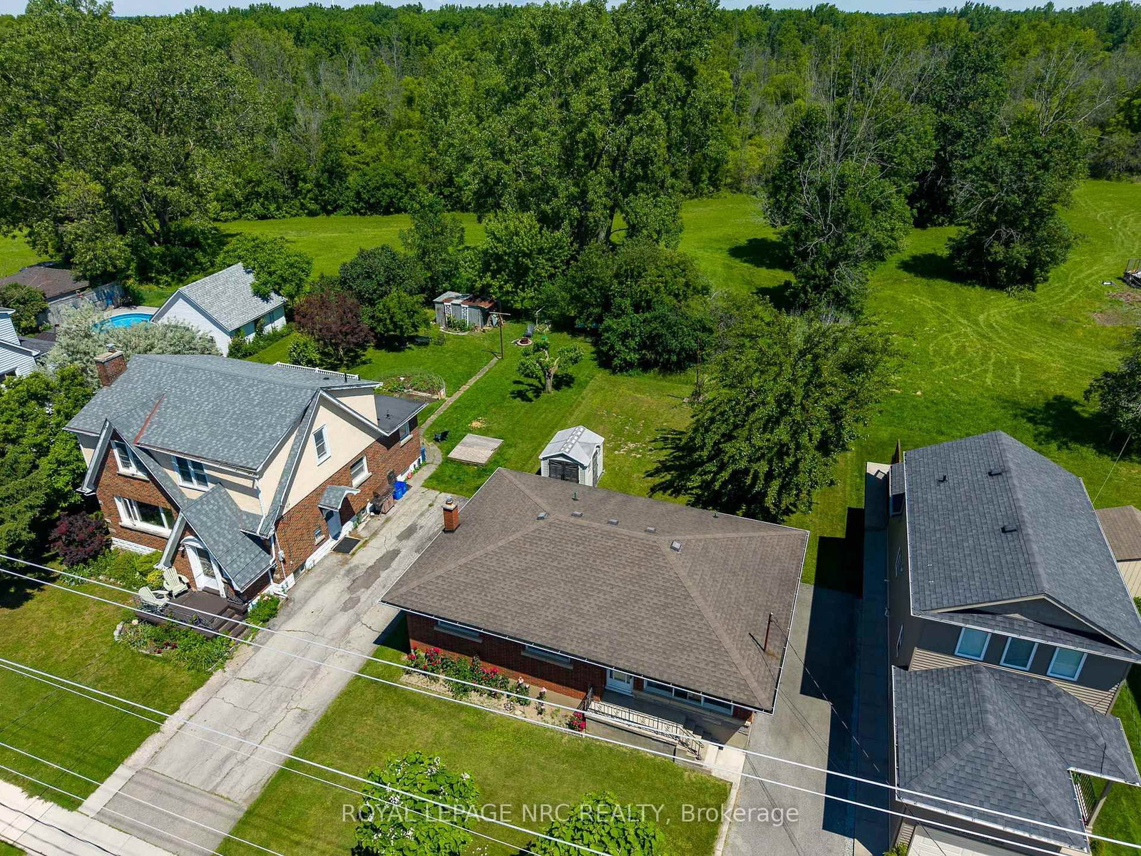 409 Broadway Avenue • Welland, ON photo 27
