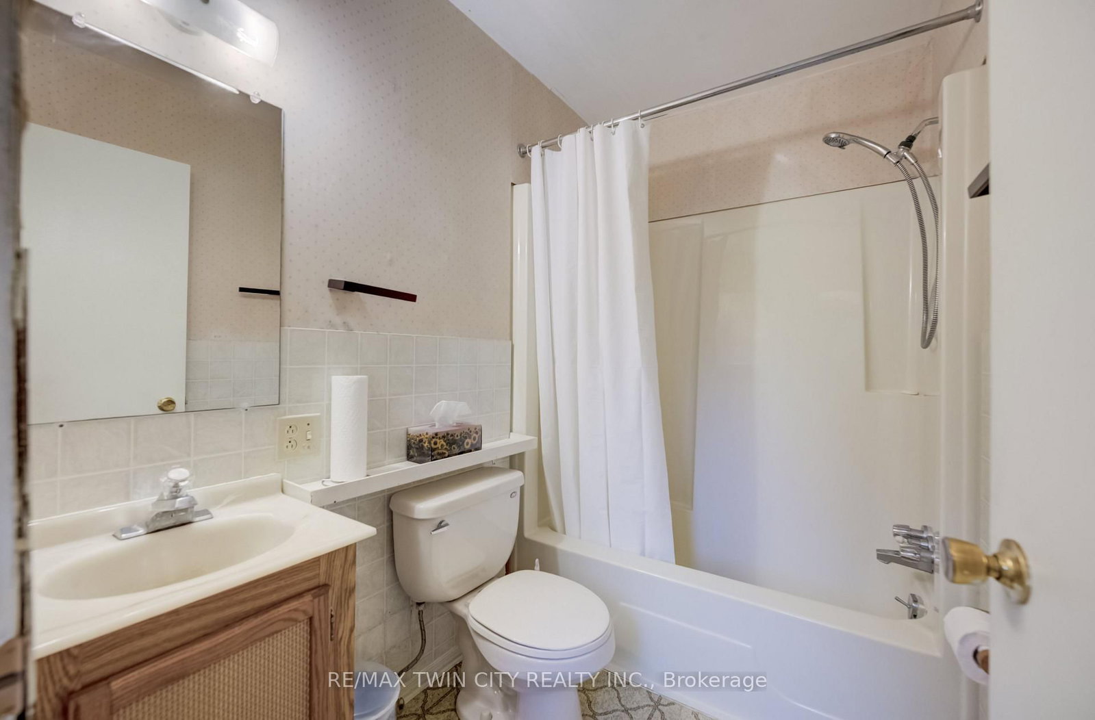 757 Victoria Road • Huron-Kinloss, ON photo 12
