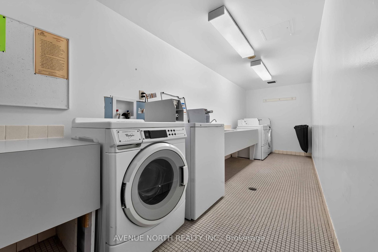 3100 Carling Avenue • #820 • Ottawa, ON photo 27