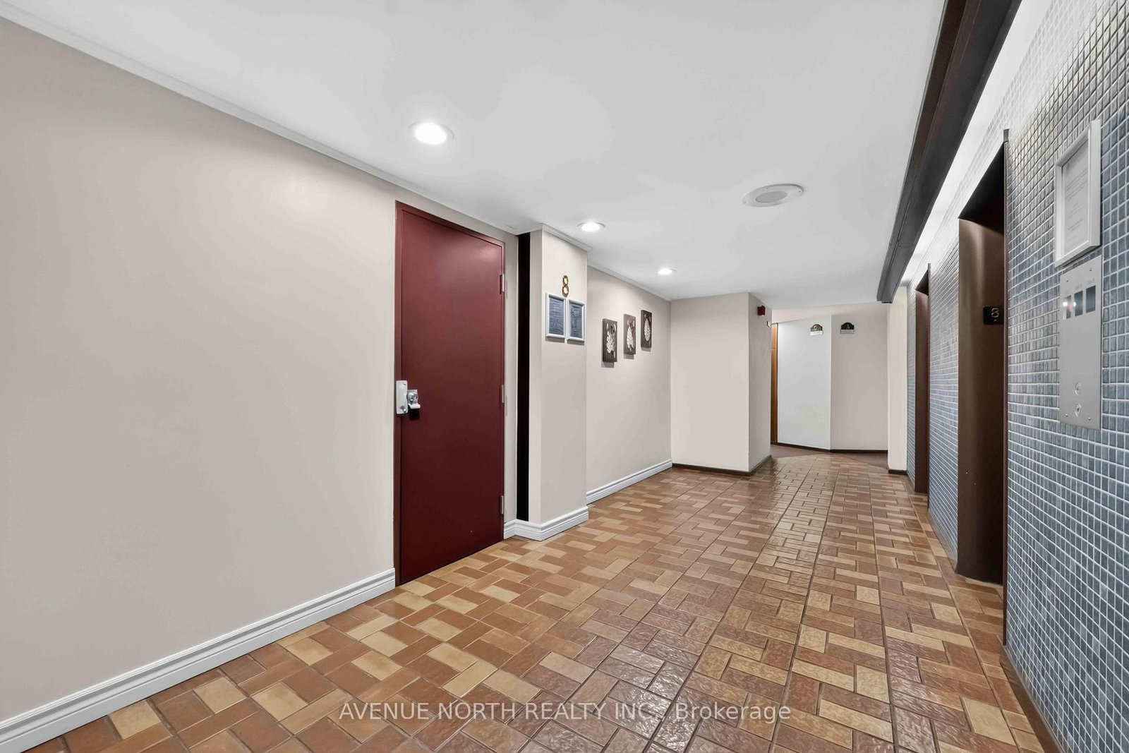 3100 Carling Avenue • #820 • Ottawa, ON photo 4