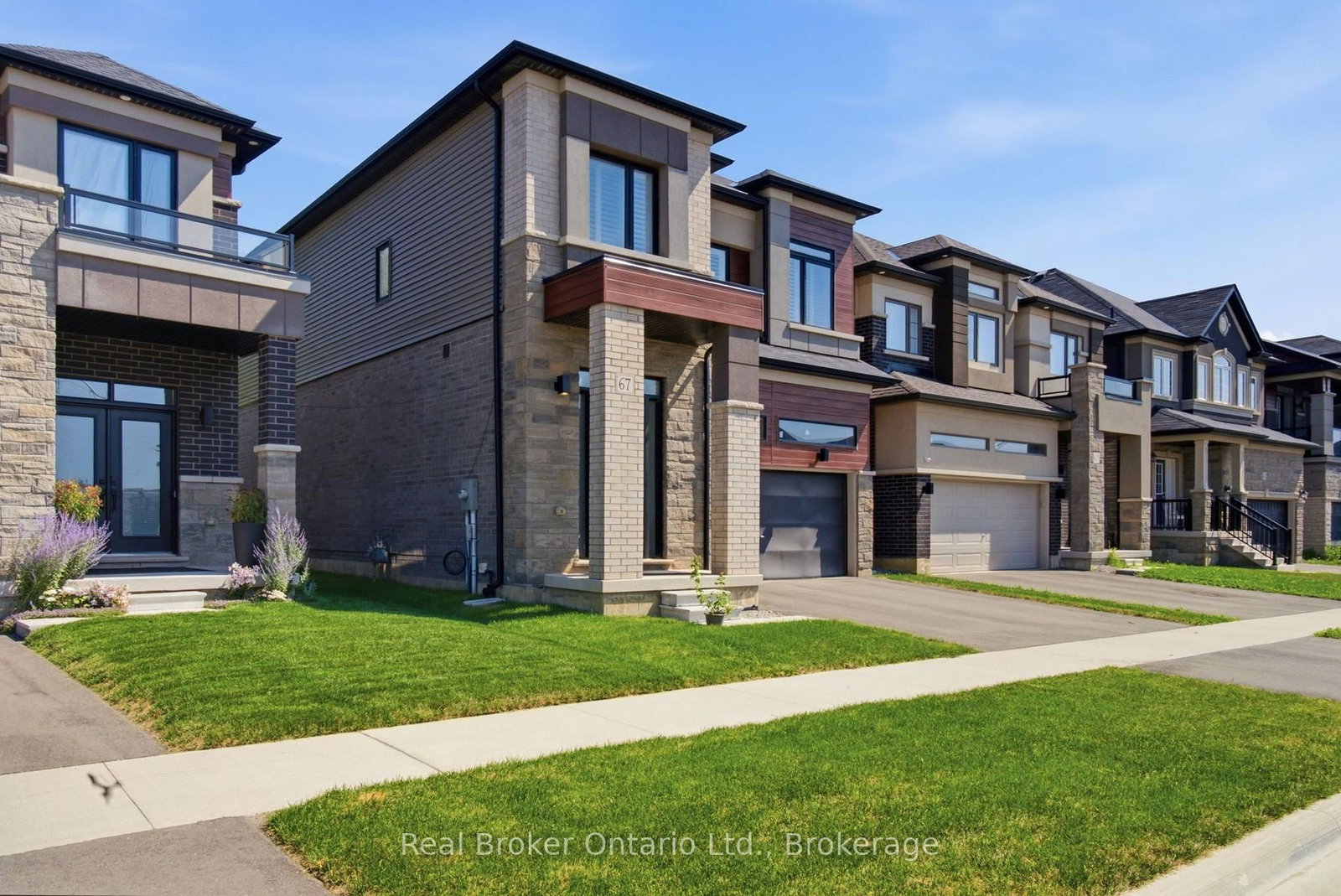67 Macklin Street, Brantford 2