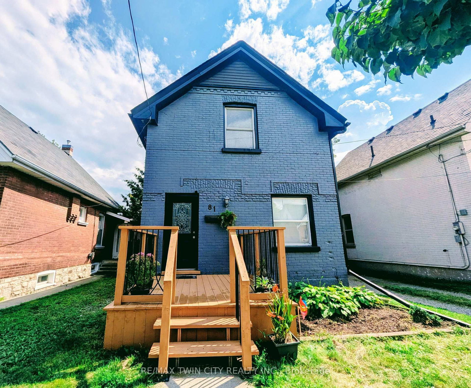 81 Grey Street • Brantford, ON photo 1