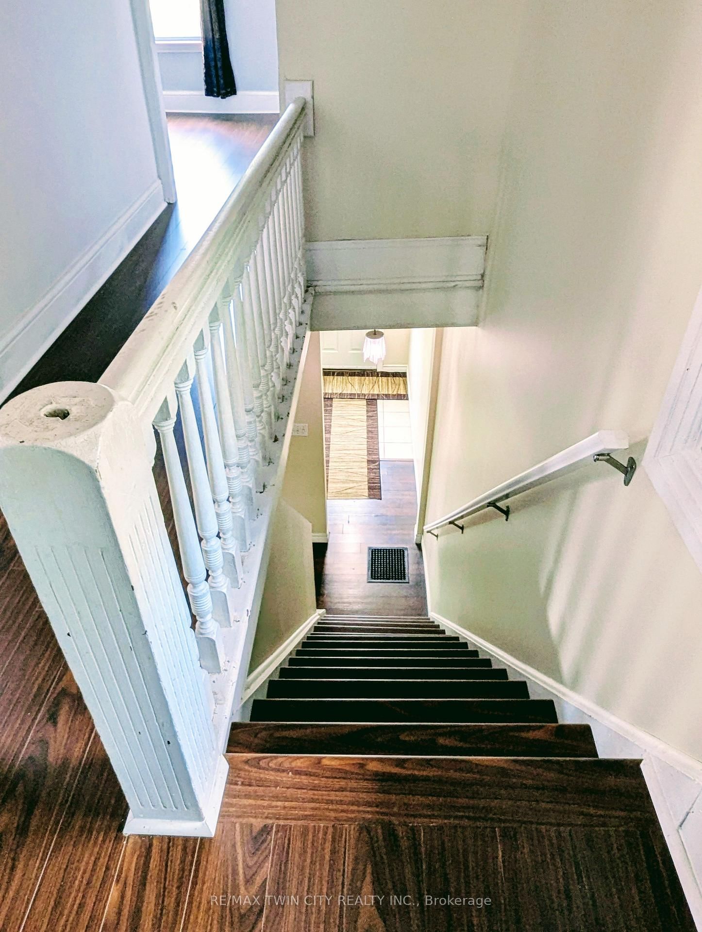 81 Grey Street • Brantford, ON photo 15