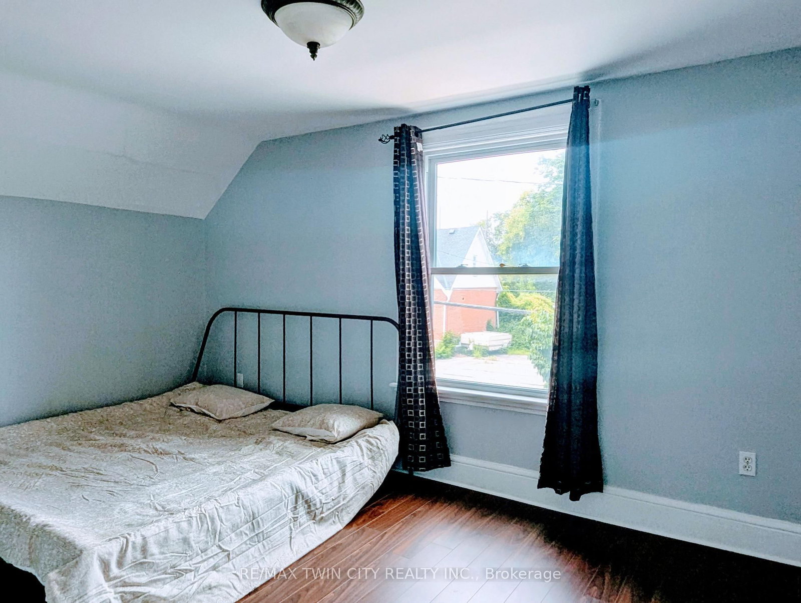 81 Grey Street • Brantford, ON photo 19