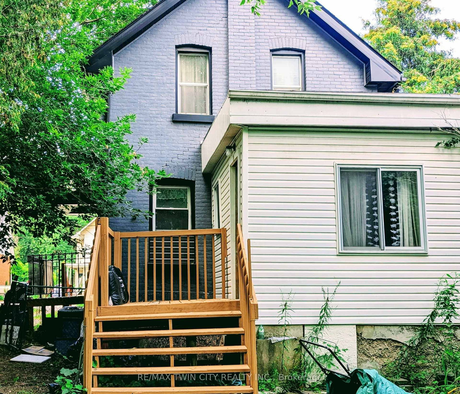 81 Grey Street • Brantford, ON photo 30