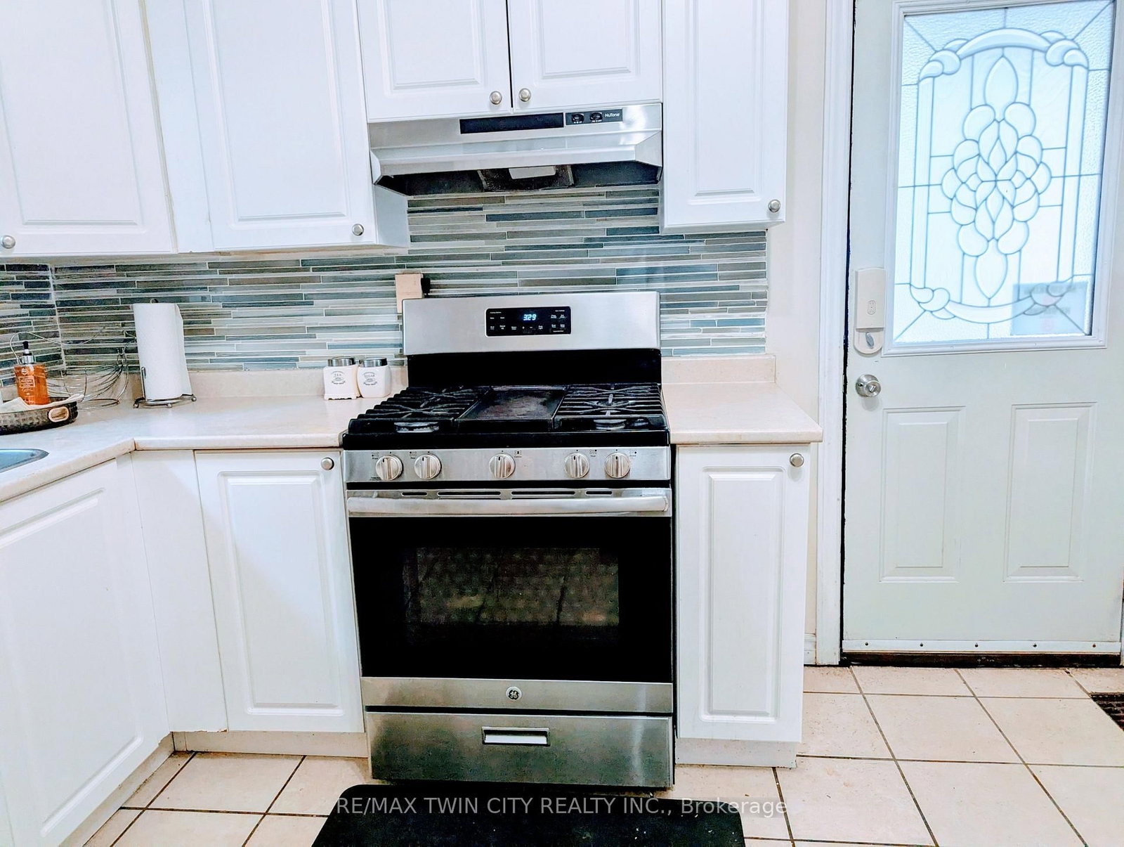 81 Grey Street • Brantford, ON photo 8