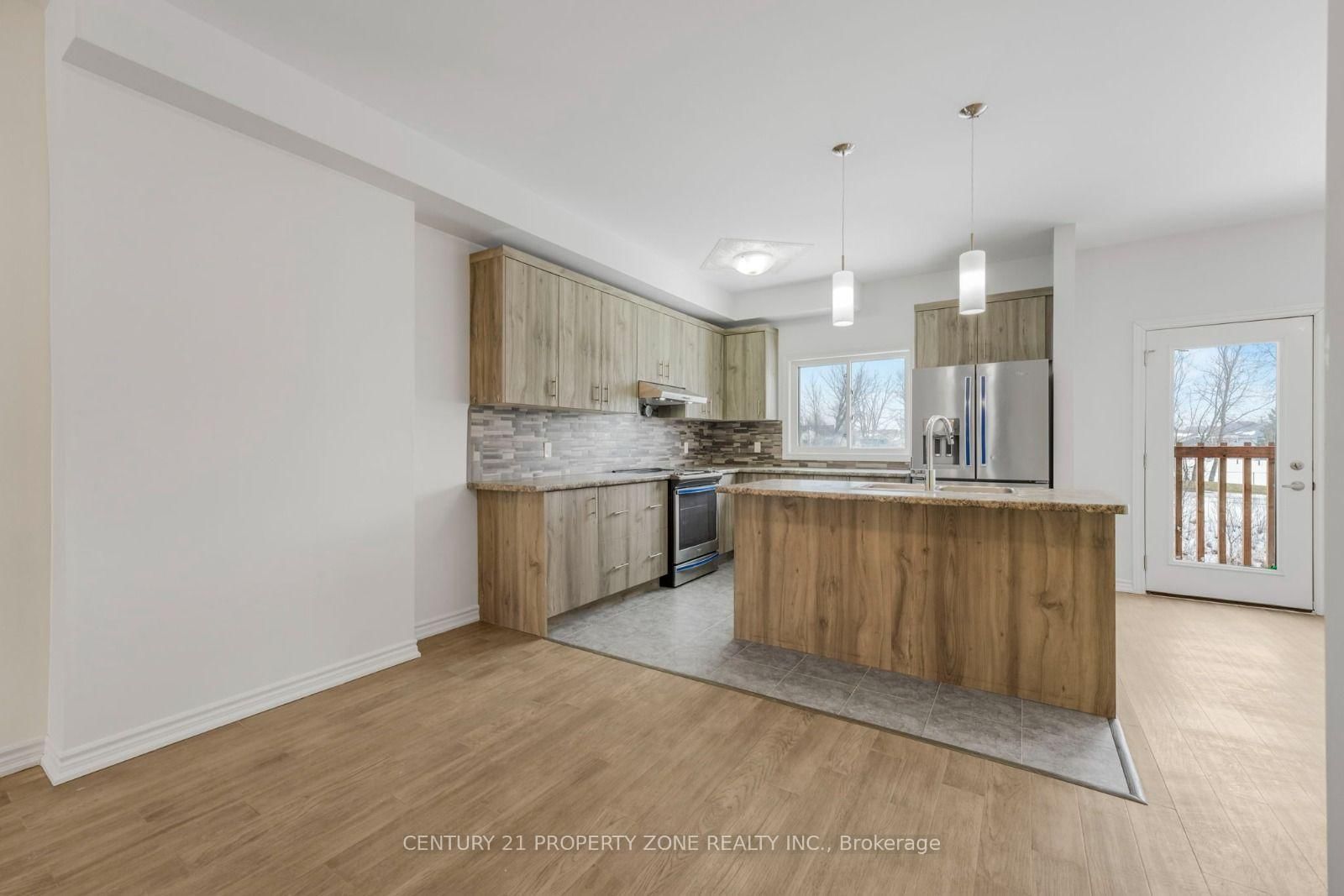 35 Caroline Street • Welland, ON photo 10