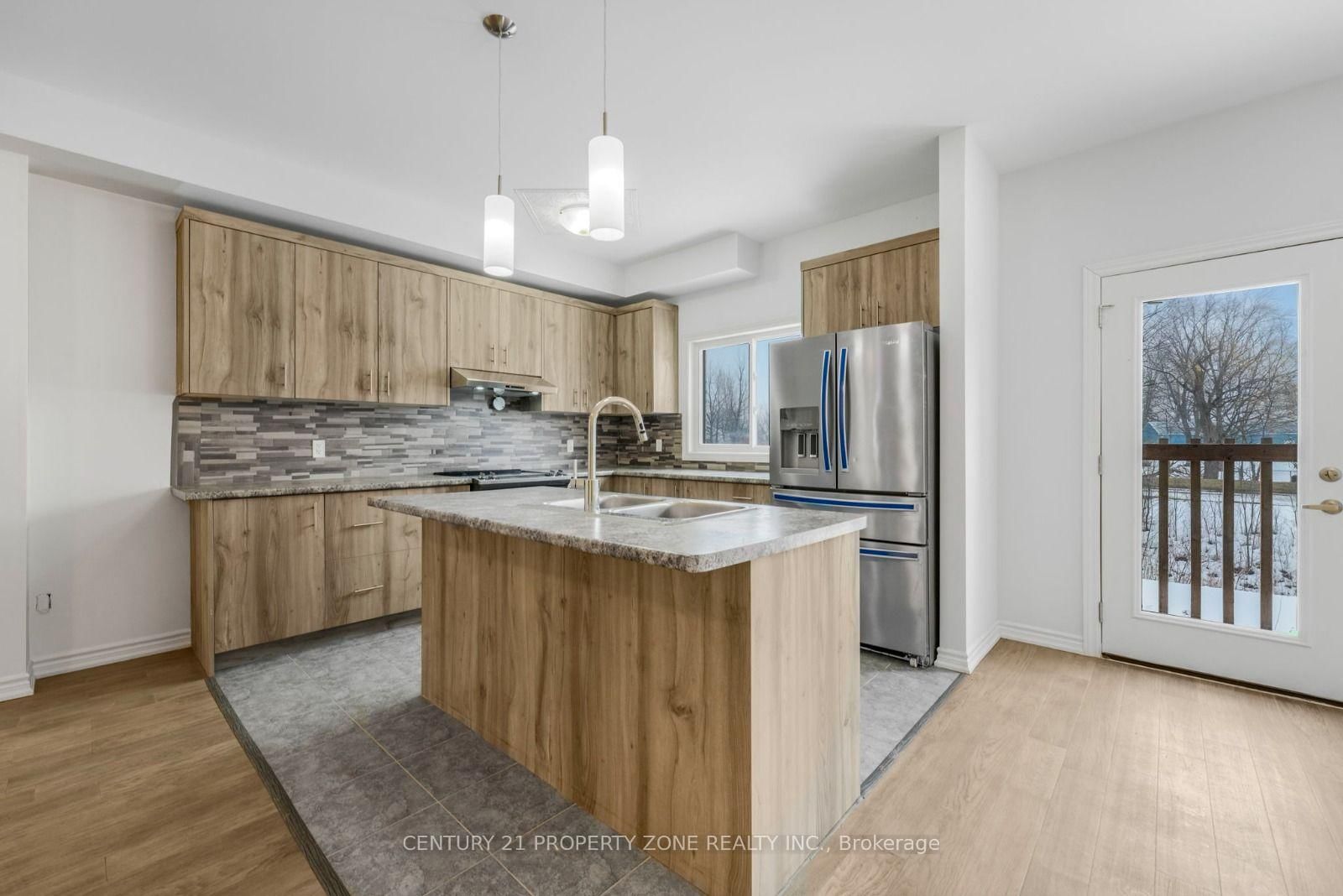 35 Caroline Street • Welland, ON photo 12
