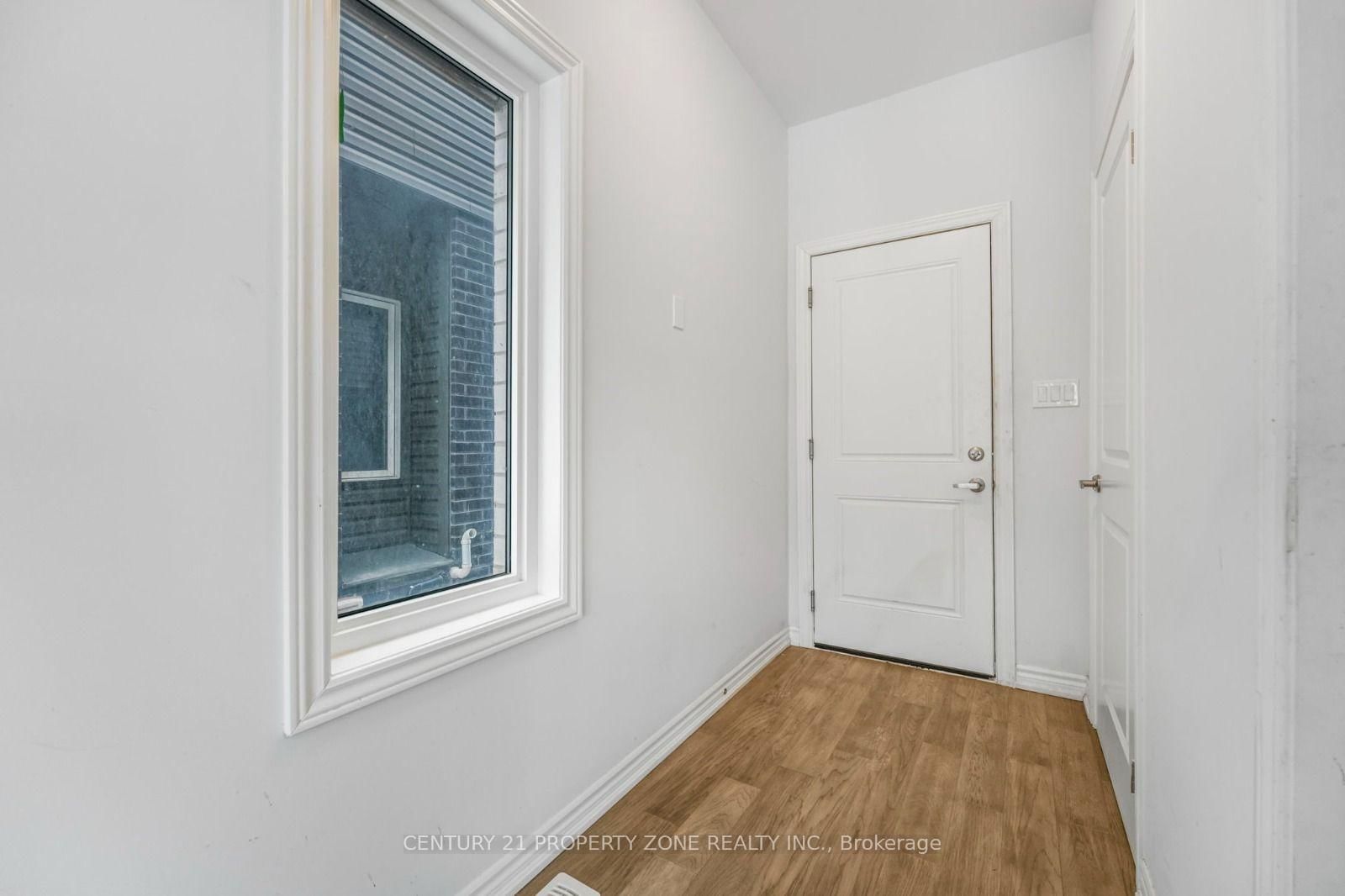 35 Caroline Street • Welland, ON photo 19