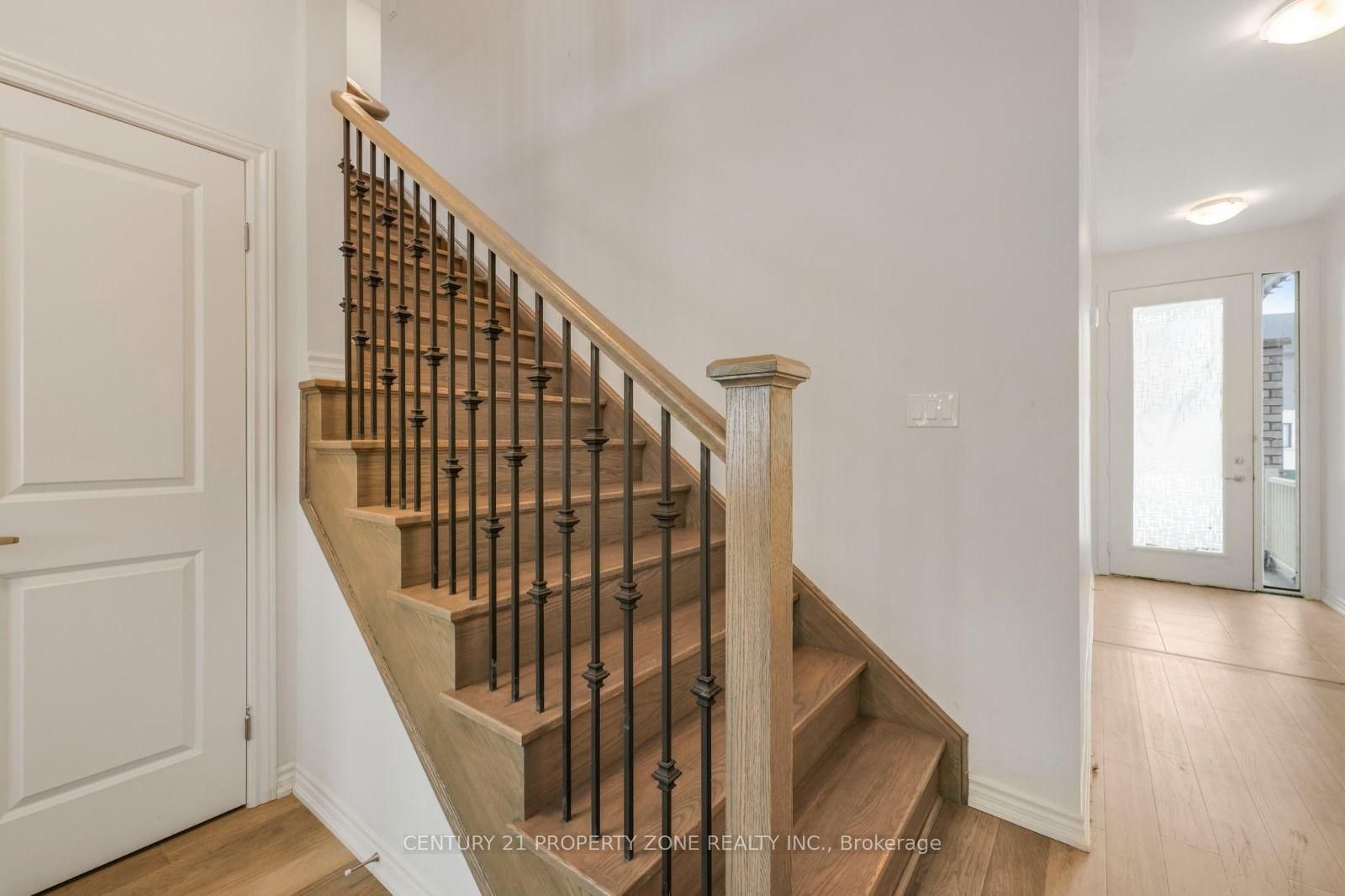35 Caroline Street • Welland, ON photo 22