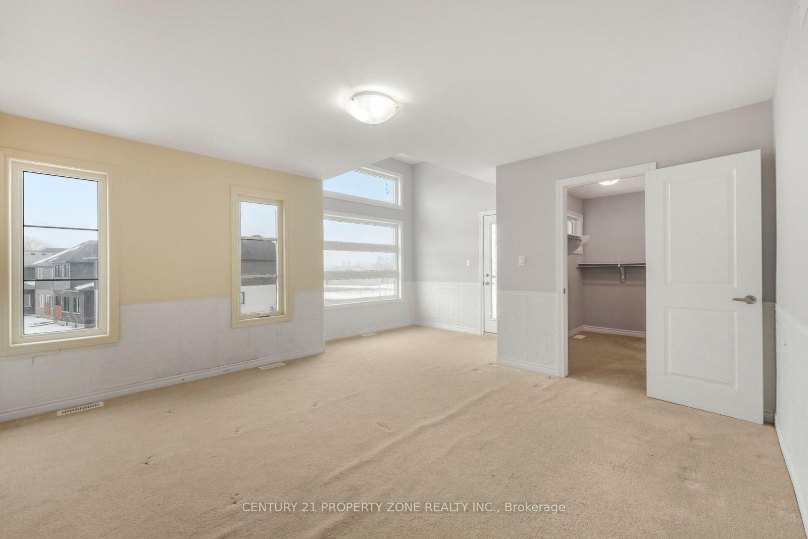 35 Caroline Street • Welland, ON photo 23