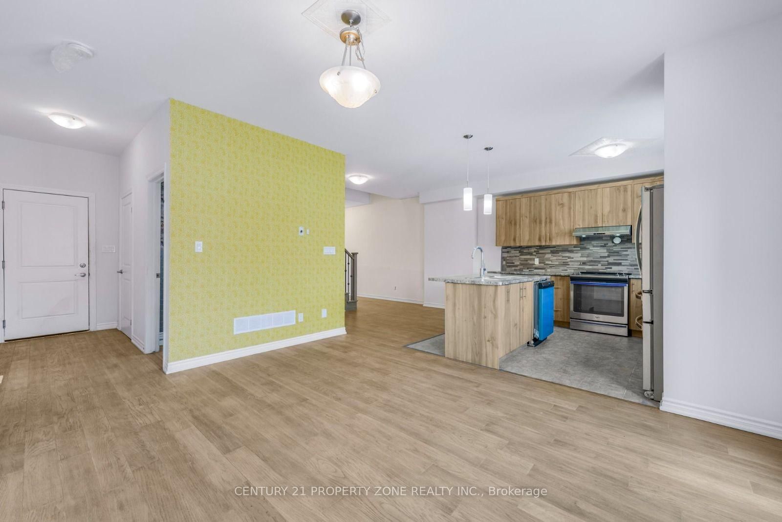 35 Caroline Street • Welland, ON photo 24