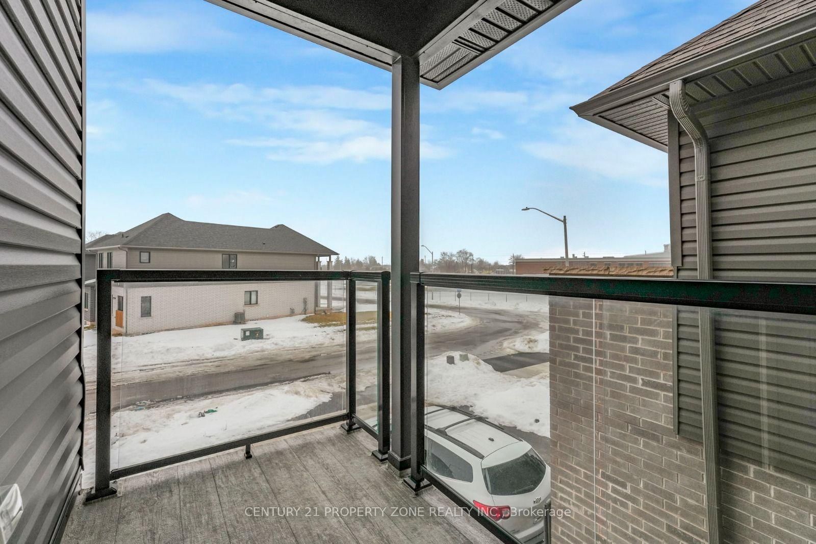 35 Caroline Street • Welland, ON photo 28
