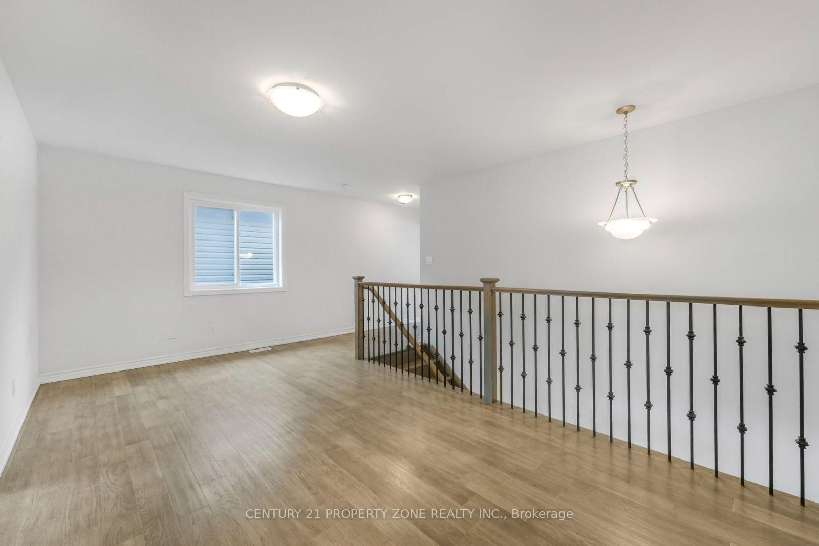 35 Caroline Street • Welland, ON photo 31