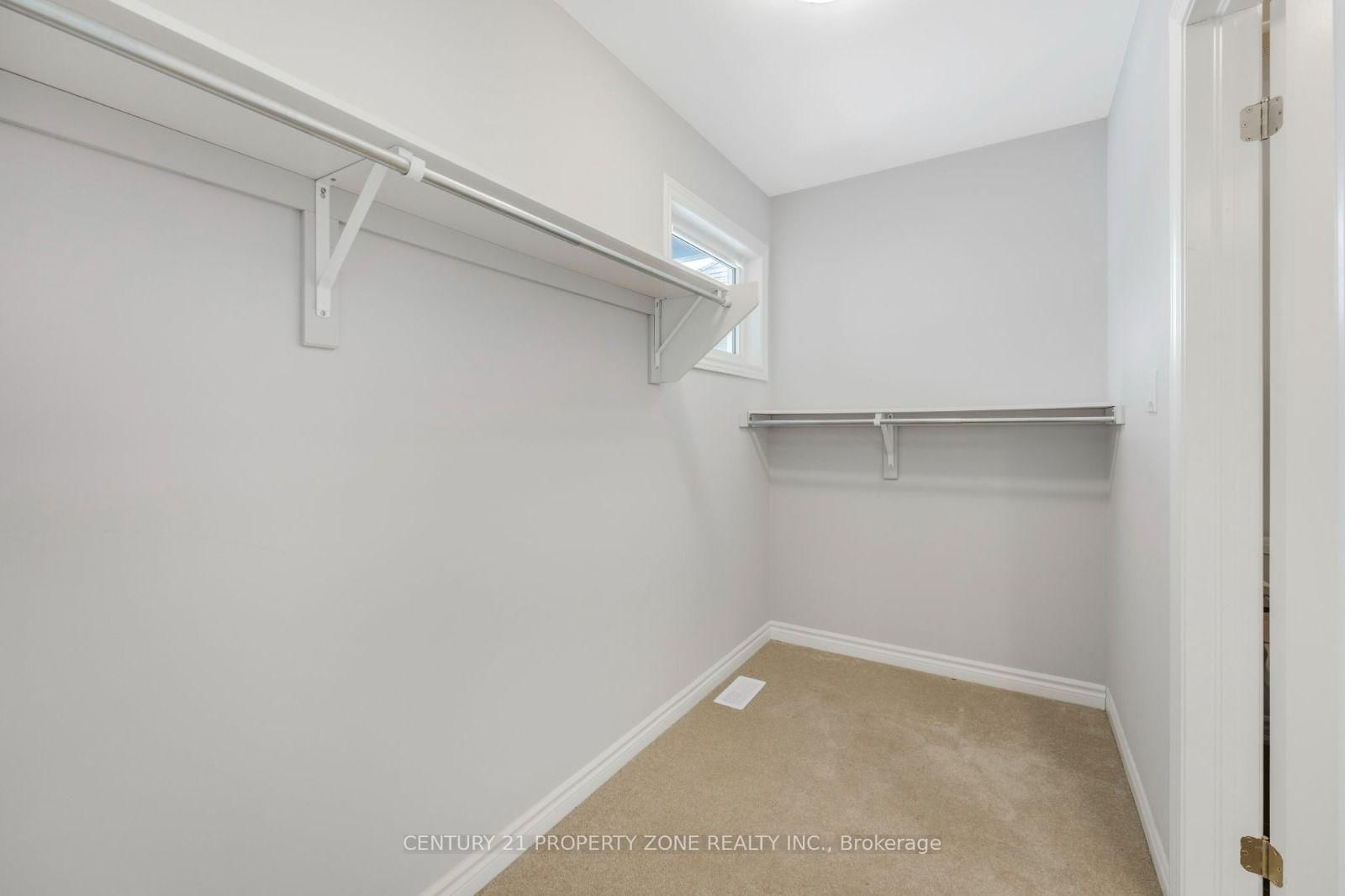 35 Caroline Street • Welland, ON photo 34