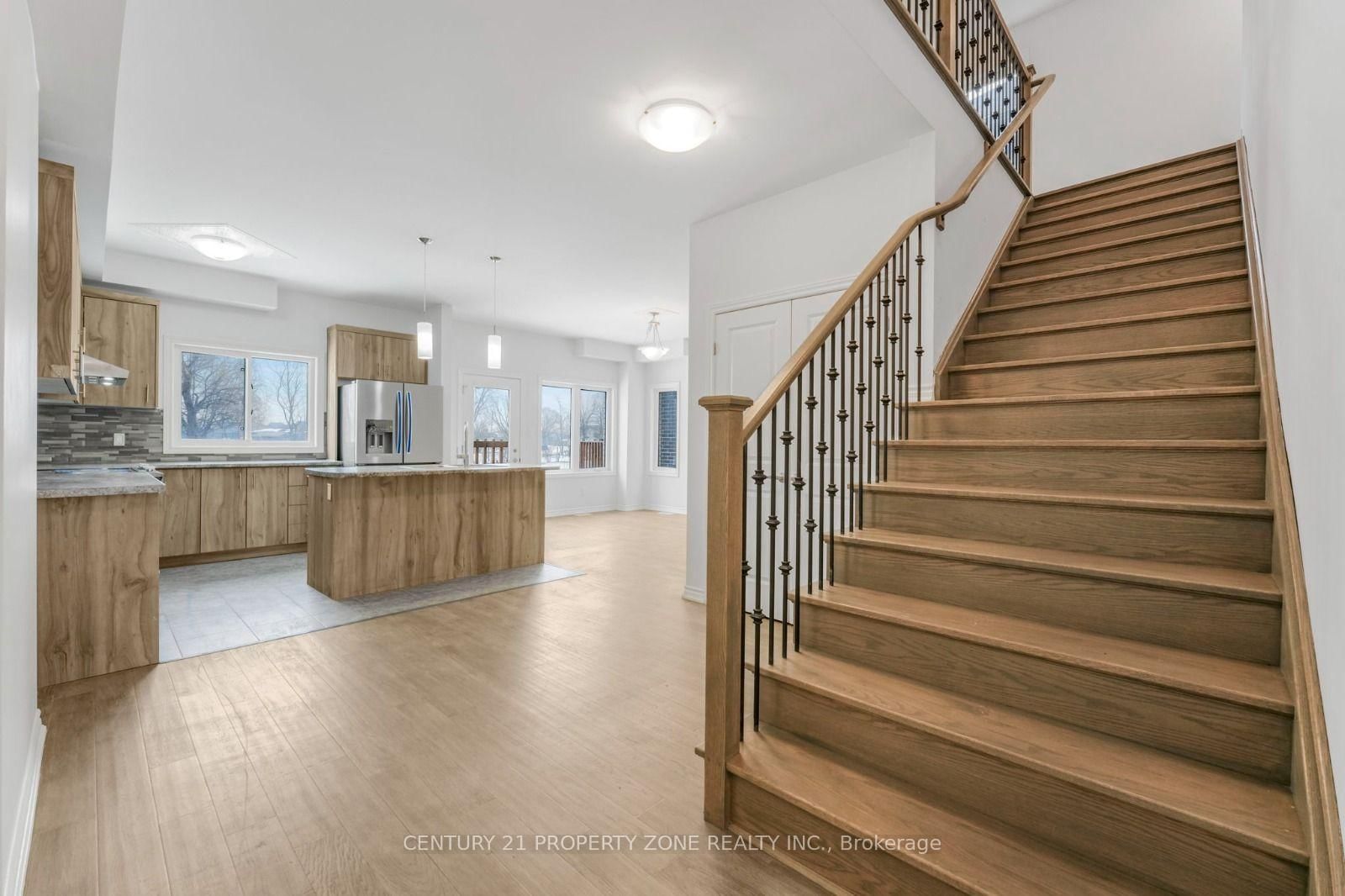 35 Caroline Street • Welland, ON photo 6