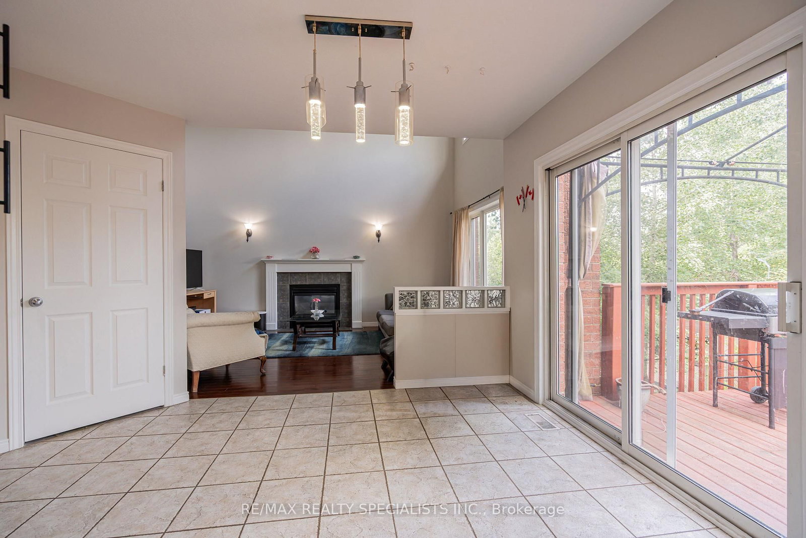 236 SUMMERFIELD Drive • Guelph, ON photo 11