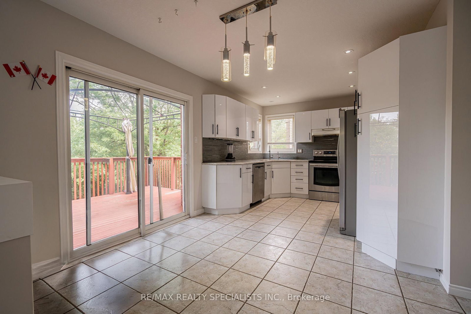 236 SUMMERFIELD Drive • Guelph, ON photo 15