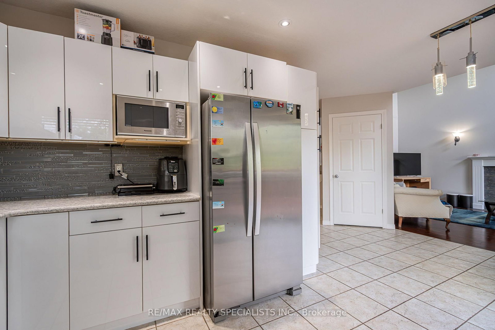 236 SUMMERFIELD Drive • Guelph, ON photo 19