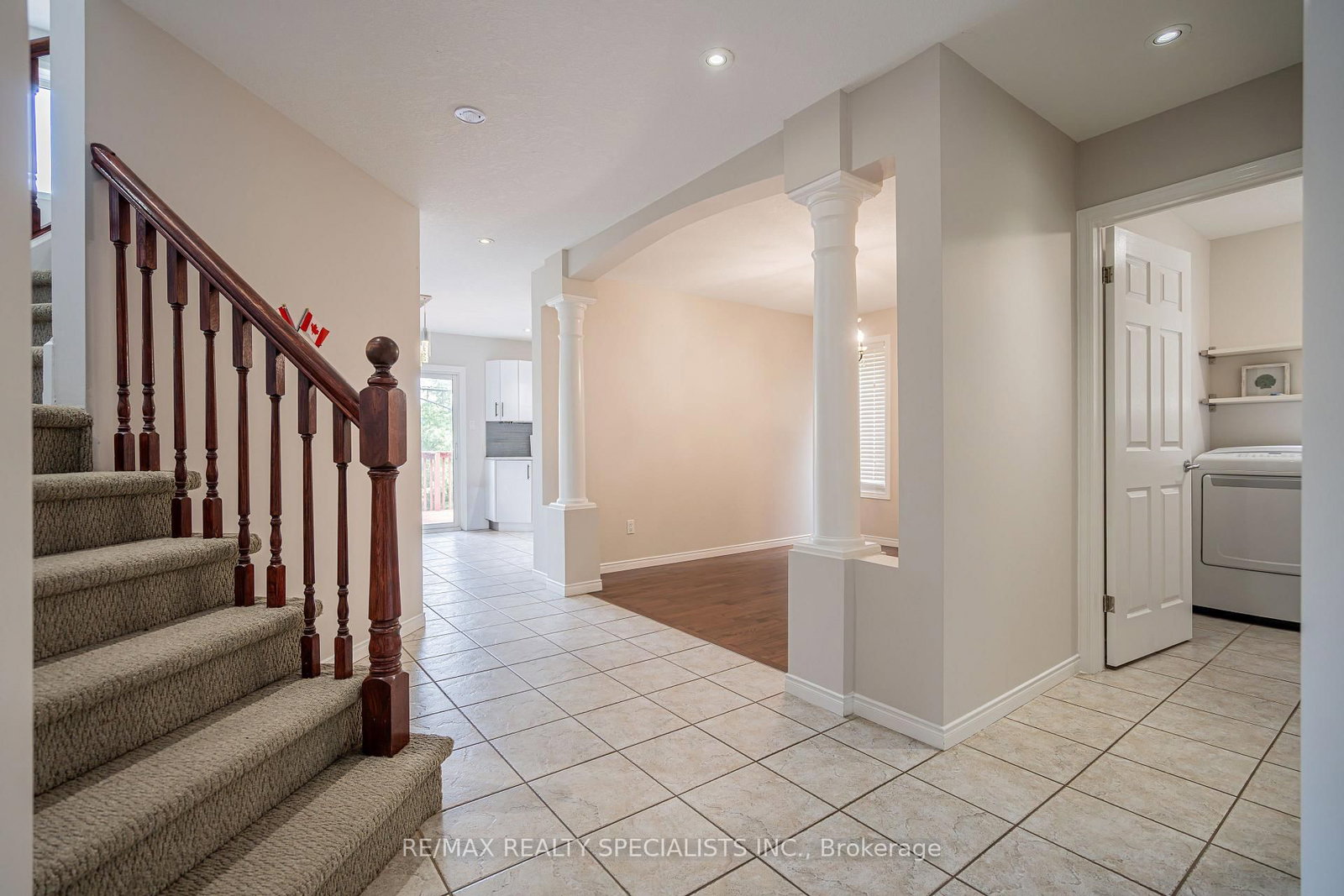 236 SUMMERFIELD Drive • Guelph, ON photo 5
