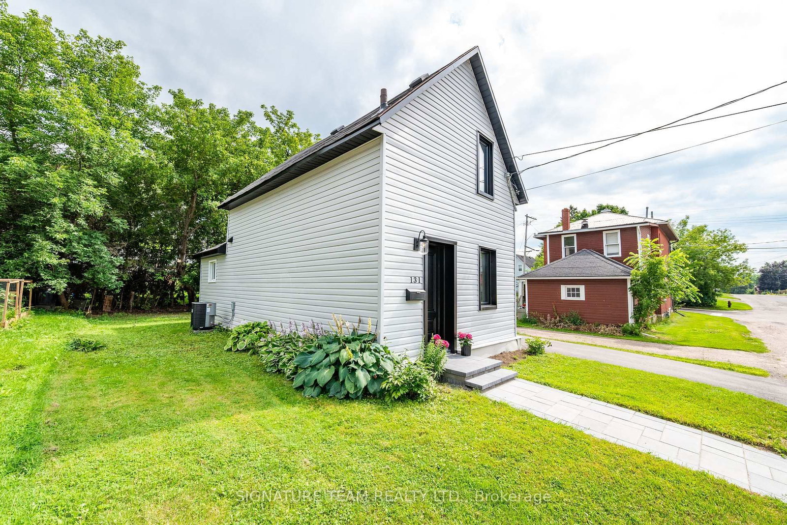 131 Patrick Avenue • Renfrew, ON photo 2
