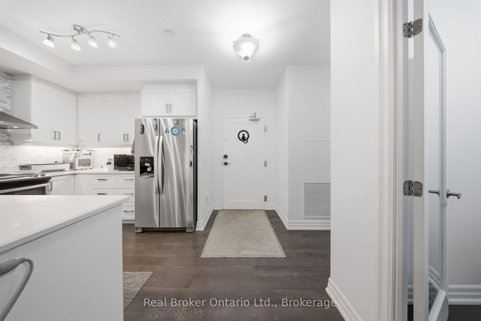 1878 Gordon Street • #705 • Guelph, ON photo 9