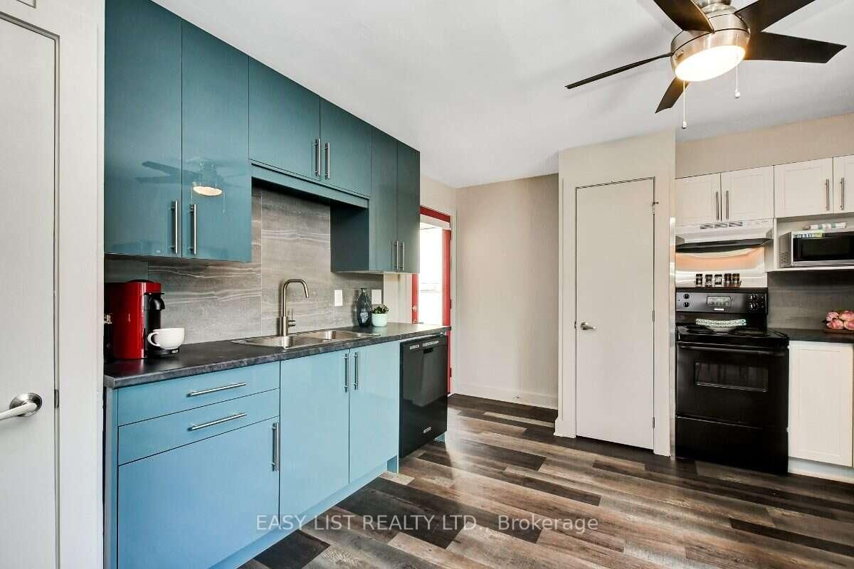 205 Marier Avenue • Ottawa, ON photo 12