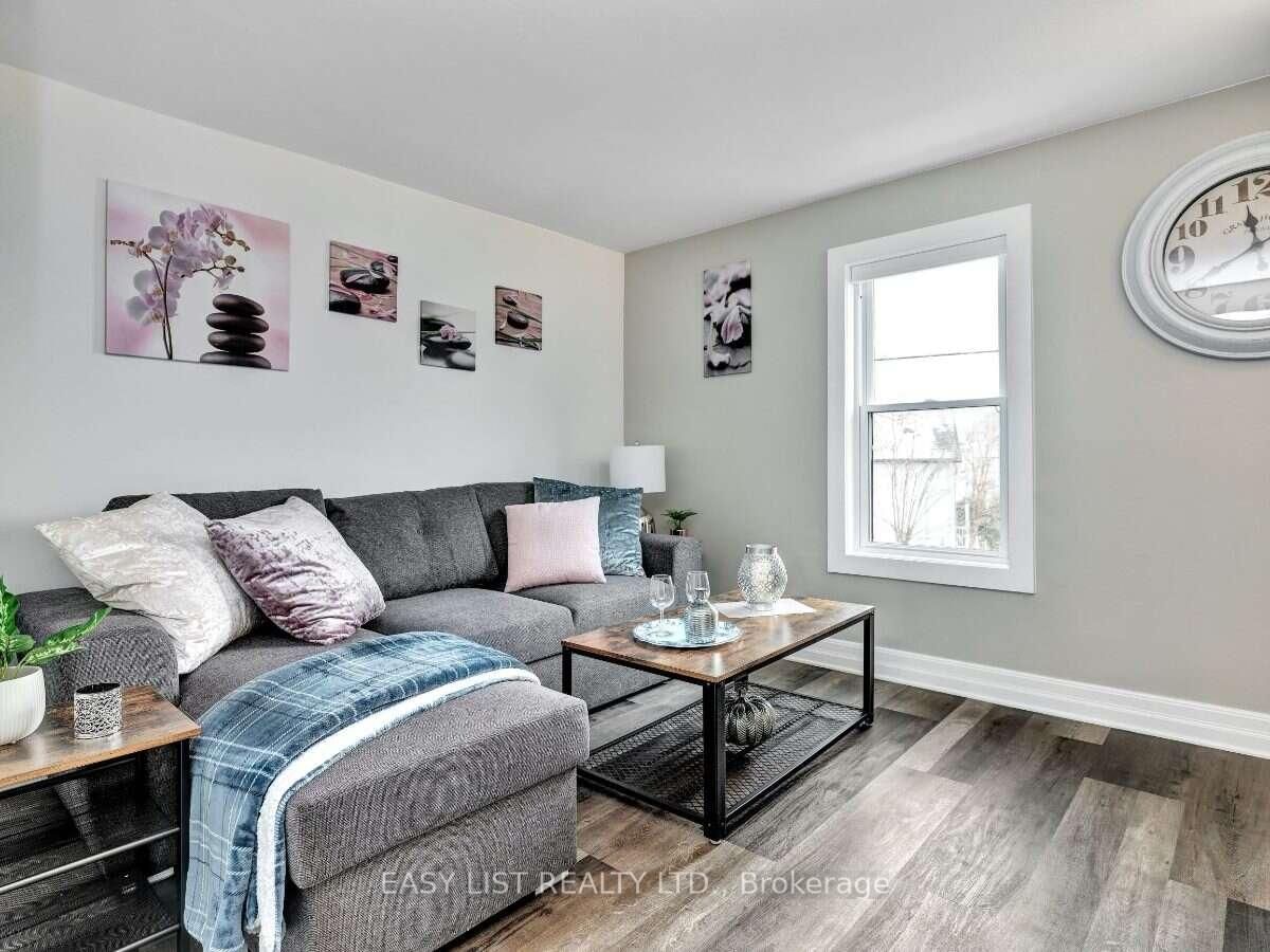 205 Marier Avenue • Ottawa, ON photo 18
