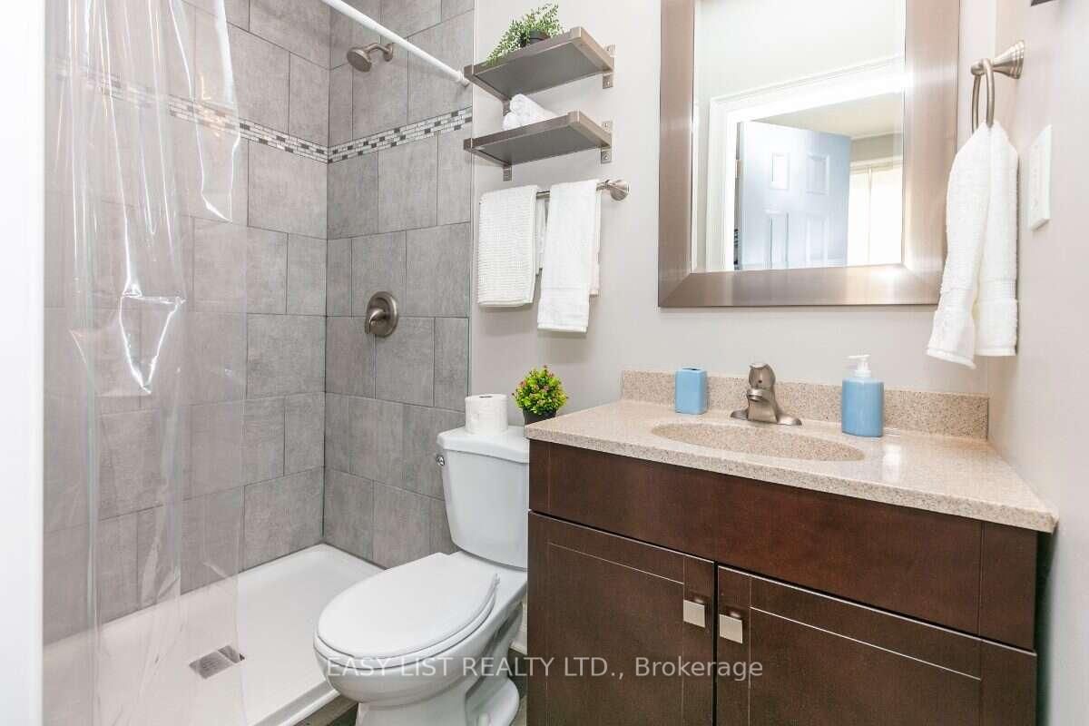 205 Marier Avenue • Ottawa, ON photo 9