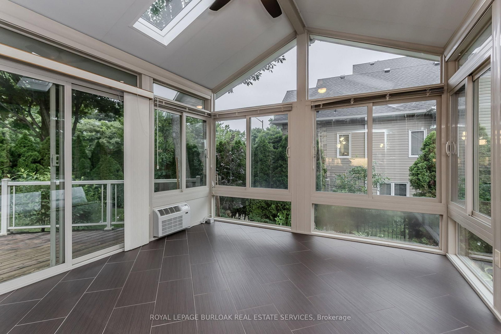 54 Waterwheel Crescent • Hamilton, ON photo 16