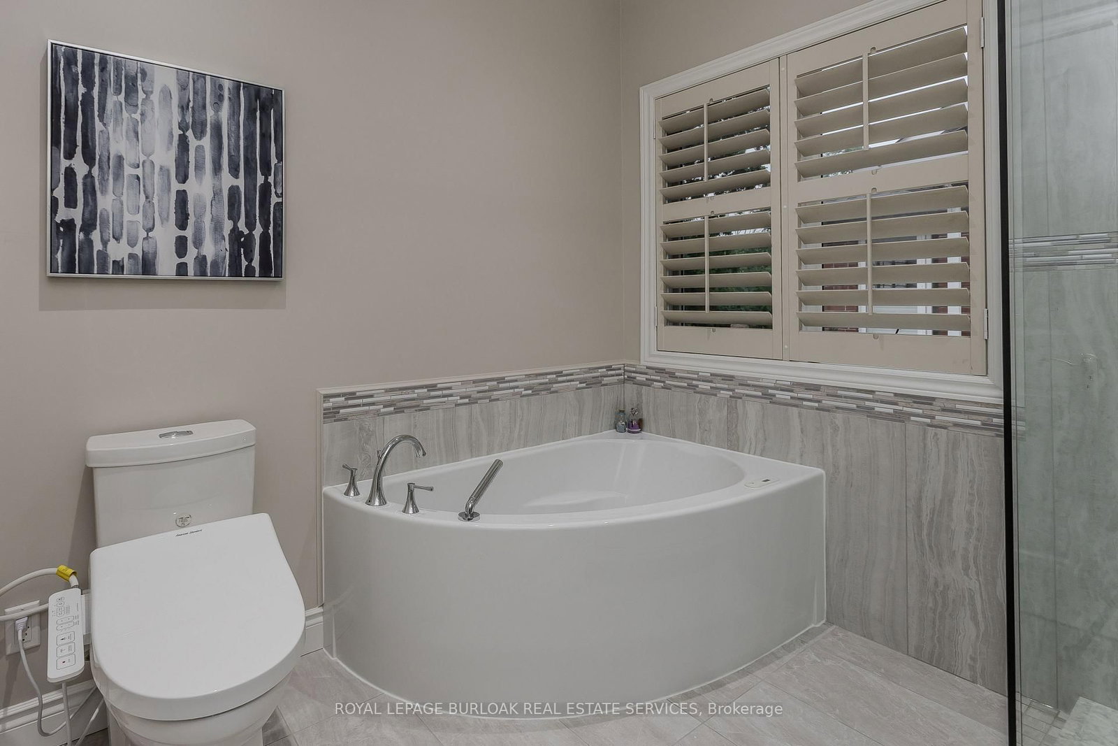 54 Waterwheel Crescent • Hamilton, ON photo 22