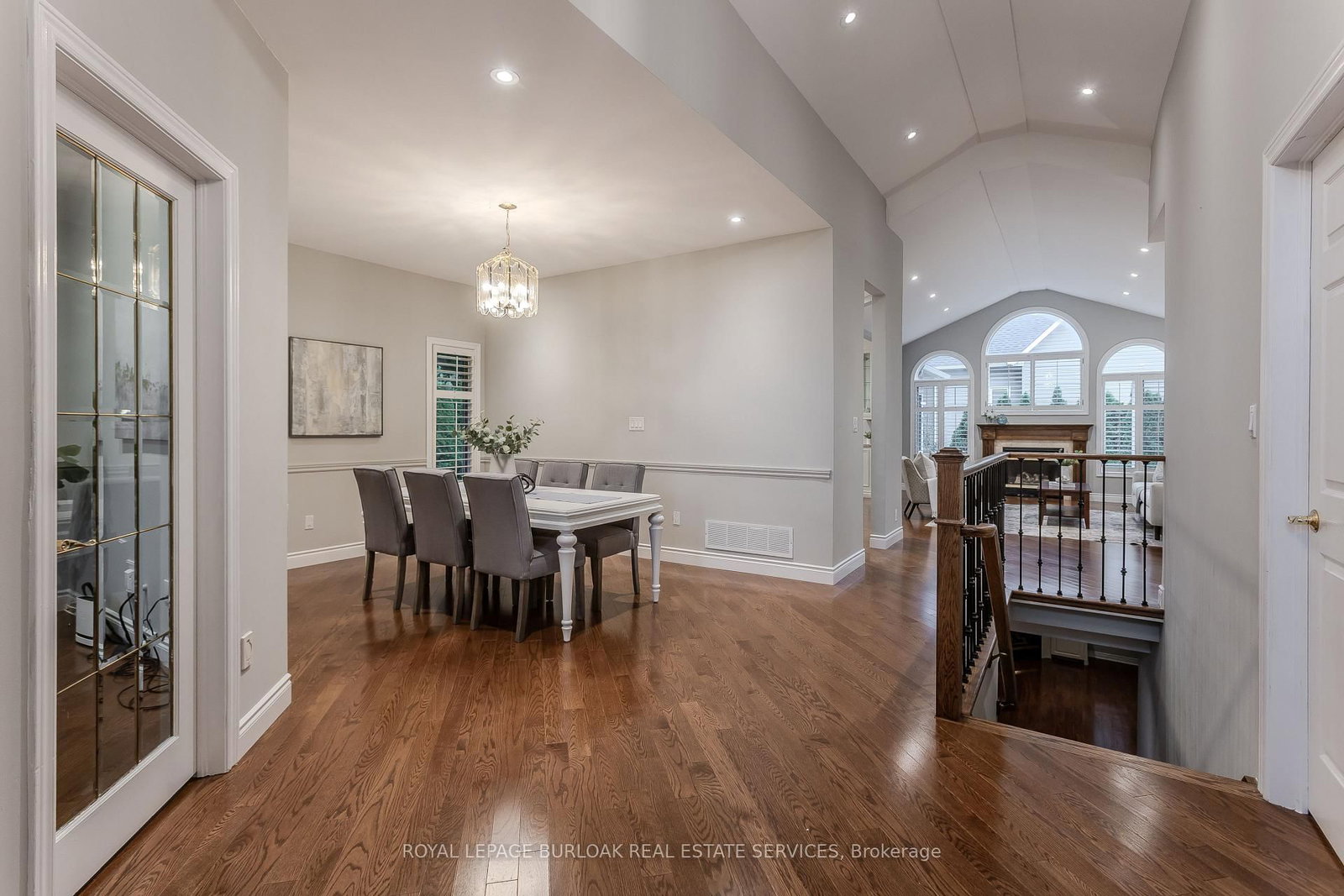 54 Waterwheel Crescent • Hamilton, ON photo 8
