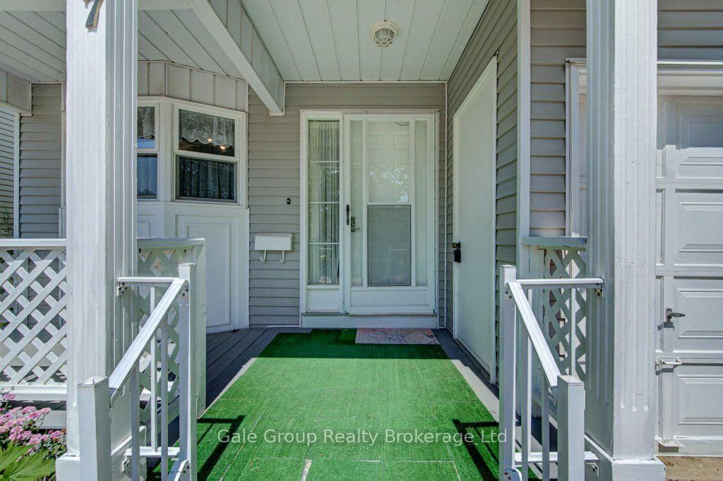47 Seres Drive • Tillsonburg, ON photo 4