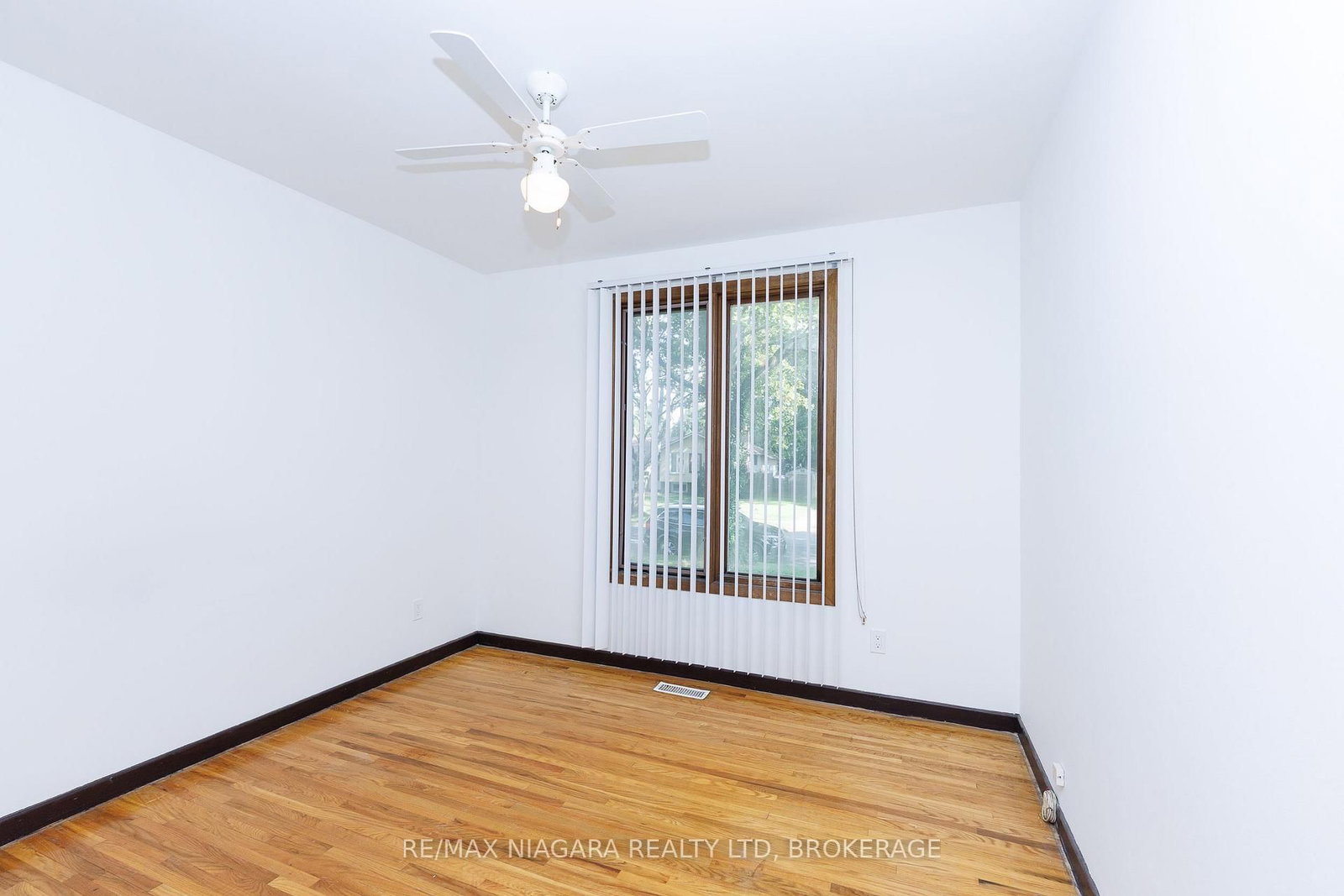 6980 Dolphin Street • Niagara Falls, ON photo 18