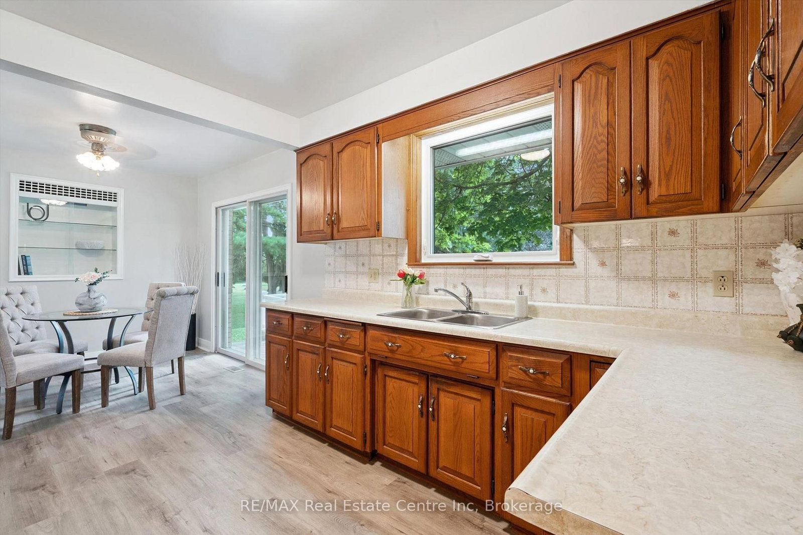 756 Eramosa Road • Guelph/Eramosa, ON photo 10