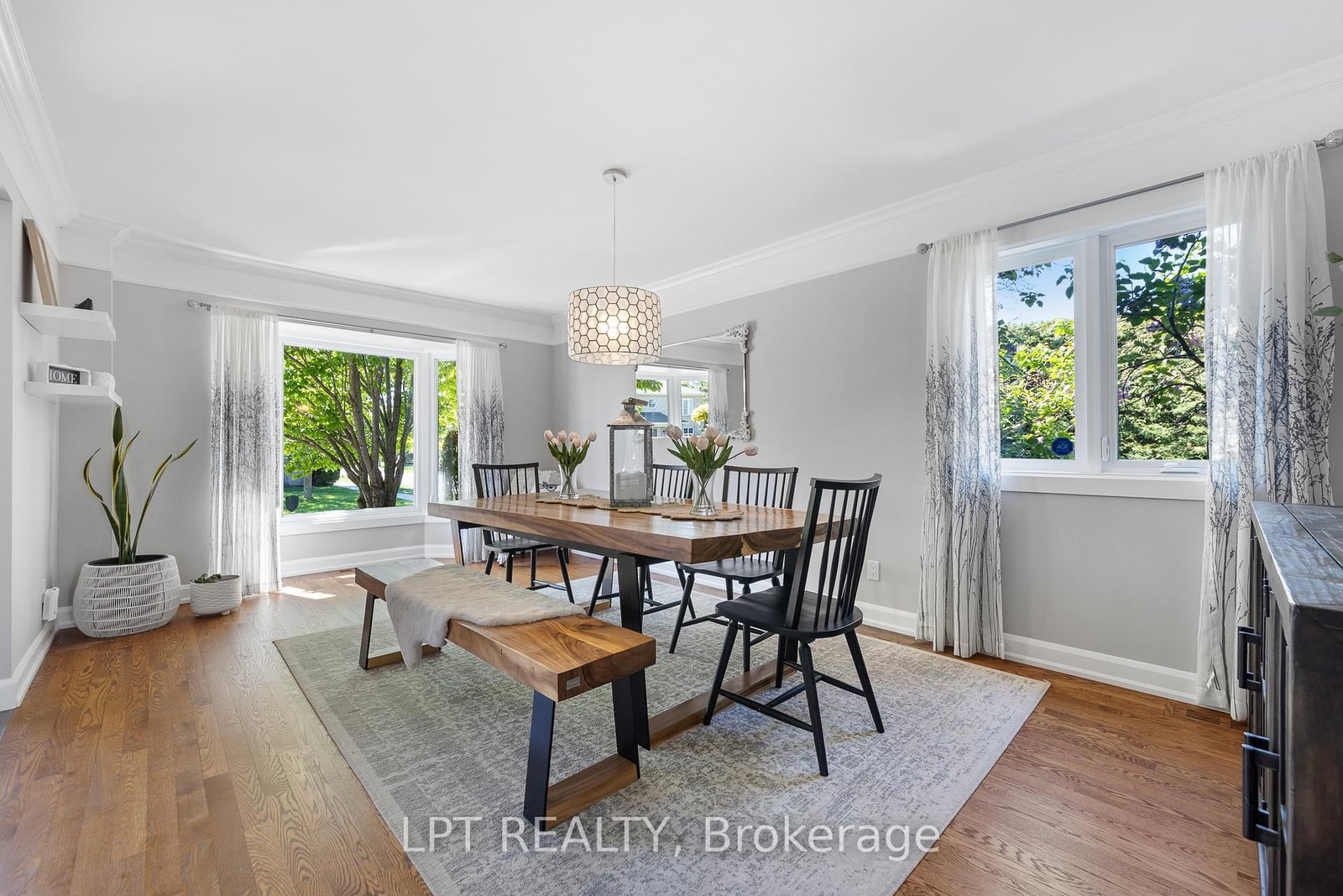 11 Elderwood Trail • Ottawa, ON photo 8