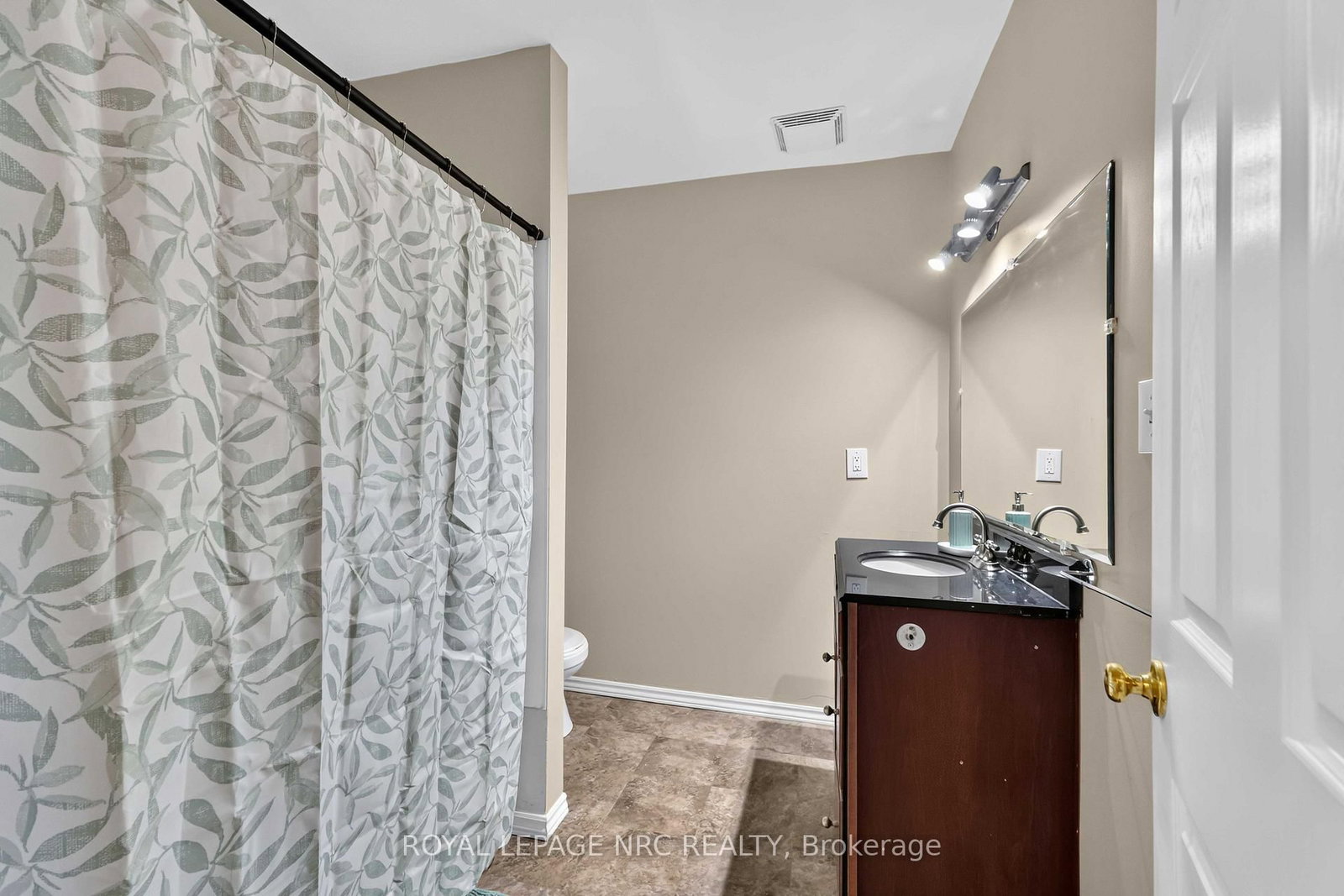 4 Saturn Road • Port Colborne, ON photo 26
