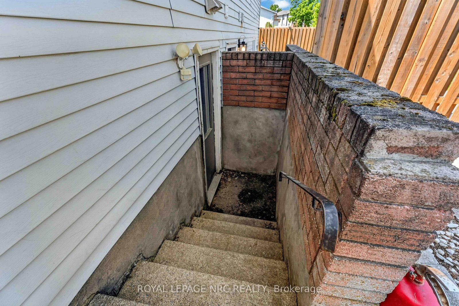 4 Saturn Road • Port Colborne, ON photo 29