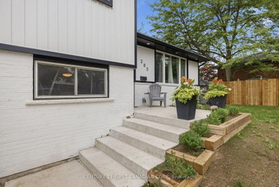 285 Panorma Crescent • London South, ON photo 4