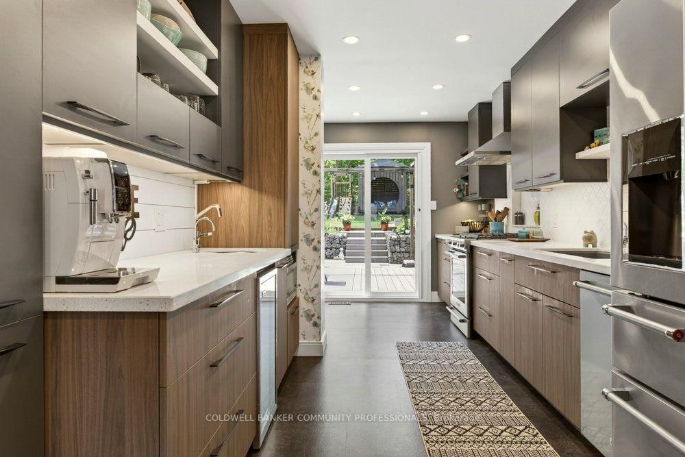 99 Hillcrest Avenue • Hamilton, ON photo 6