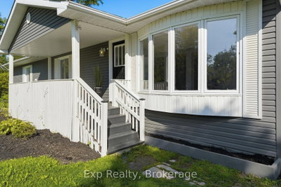 85 River Garden Road • Limoges, ON photo 4