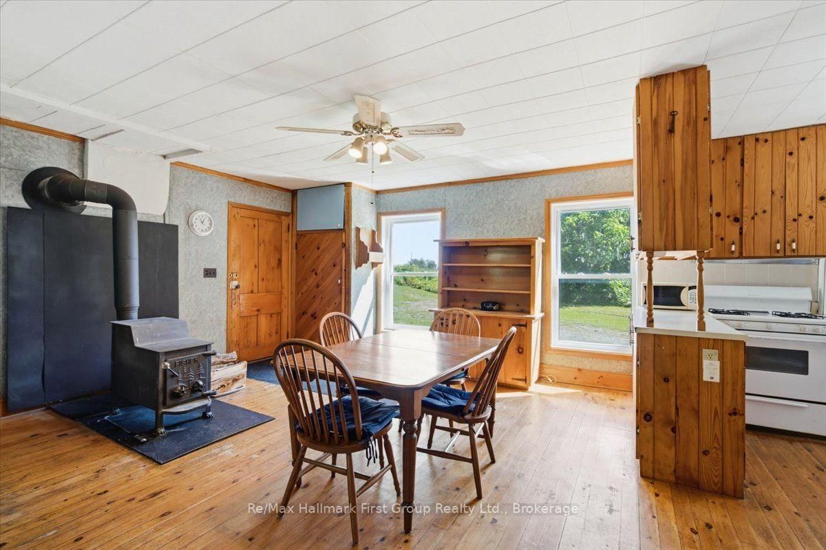 664 Hunt Road • Tweed, ON photo 17