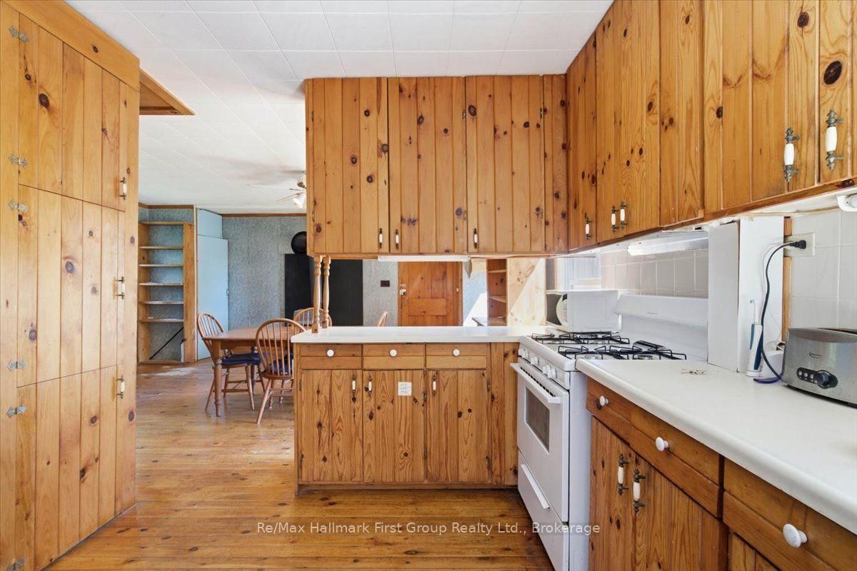 664 Hunt Road • Tweed, ON photo 19