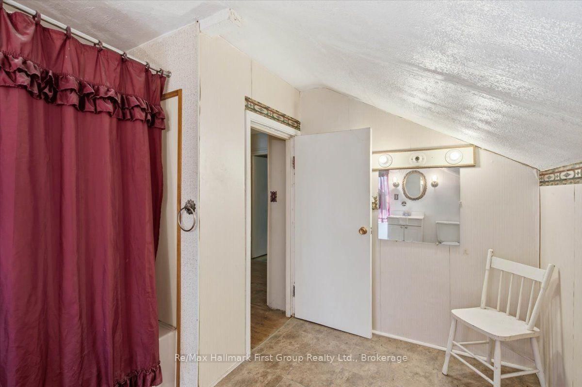664 Hunt Road • Tweed, ON photo 23
