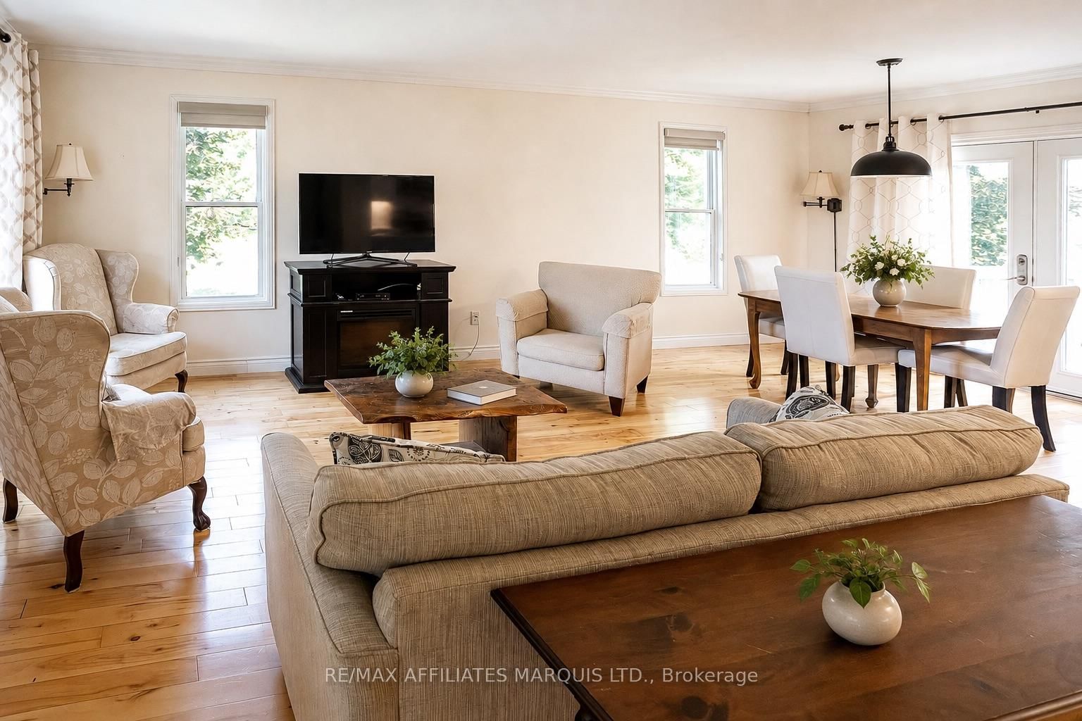 4306 Schell Street • South Dundas, ON photo 12